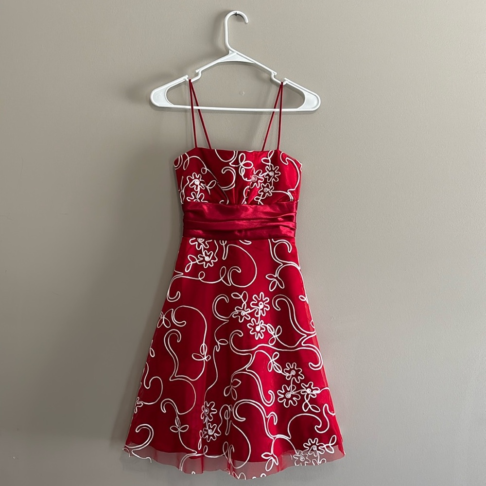 Mini dress. valentines/dinner/homecoming/dance